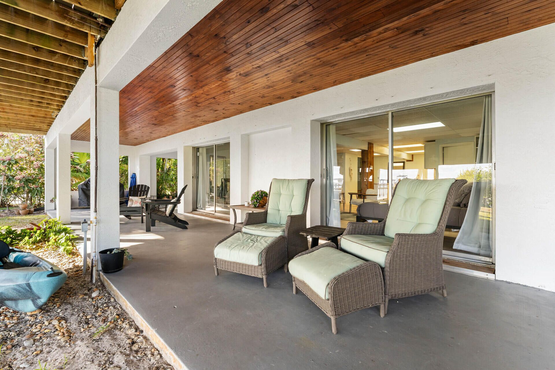 90 NW Alice Street, Jensen Beach, FL 34957 Photo