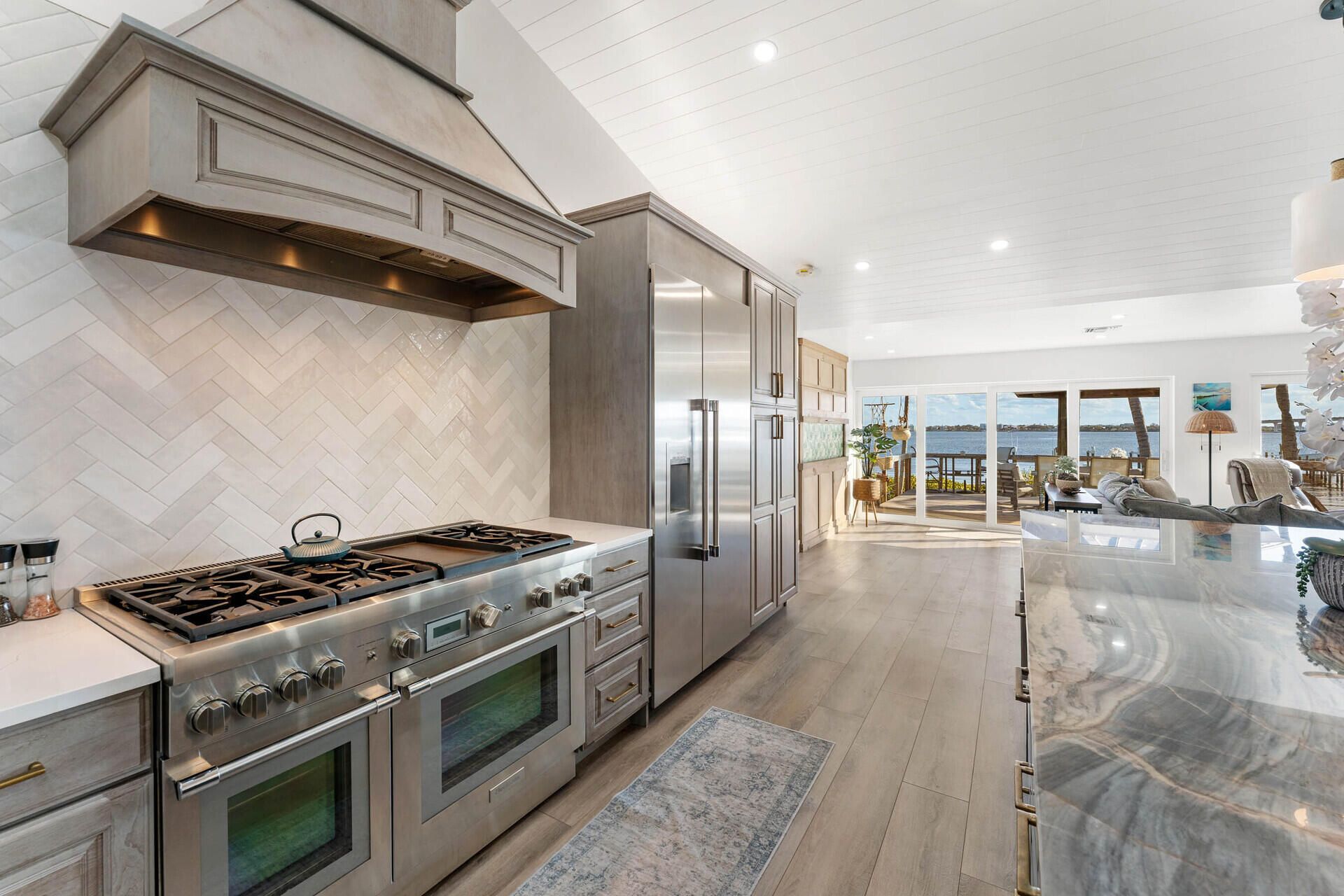 90 NW Alice Street, Jensen Beach, FL 34957 Photo