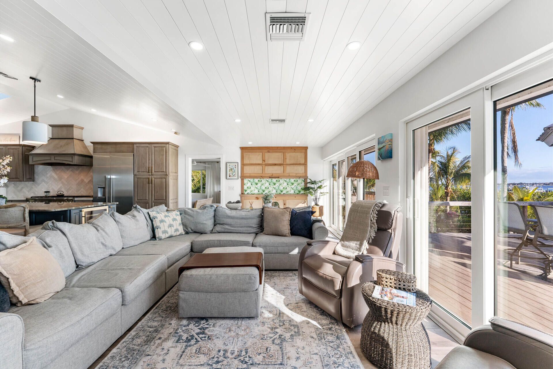 90 NW Alice Street, Jensen Beach, FL 34957 Photo