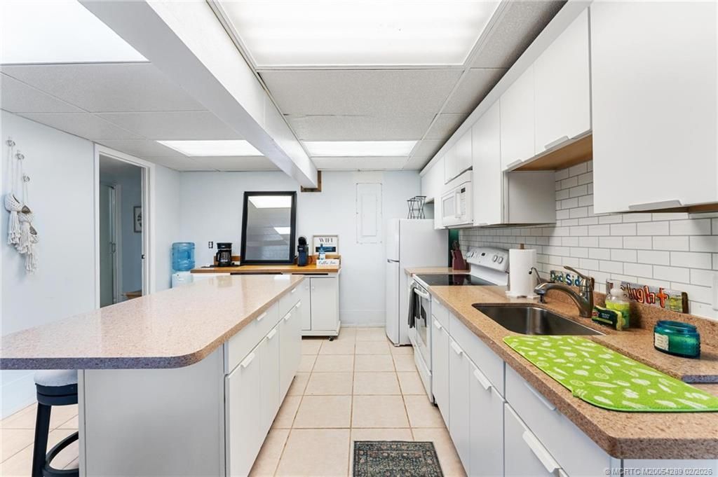 90 NW Alice Street, Jensen Beach, FL 34957 Photo