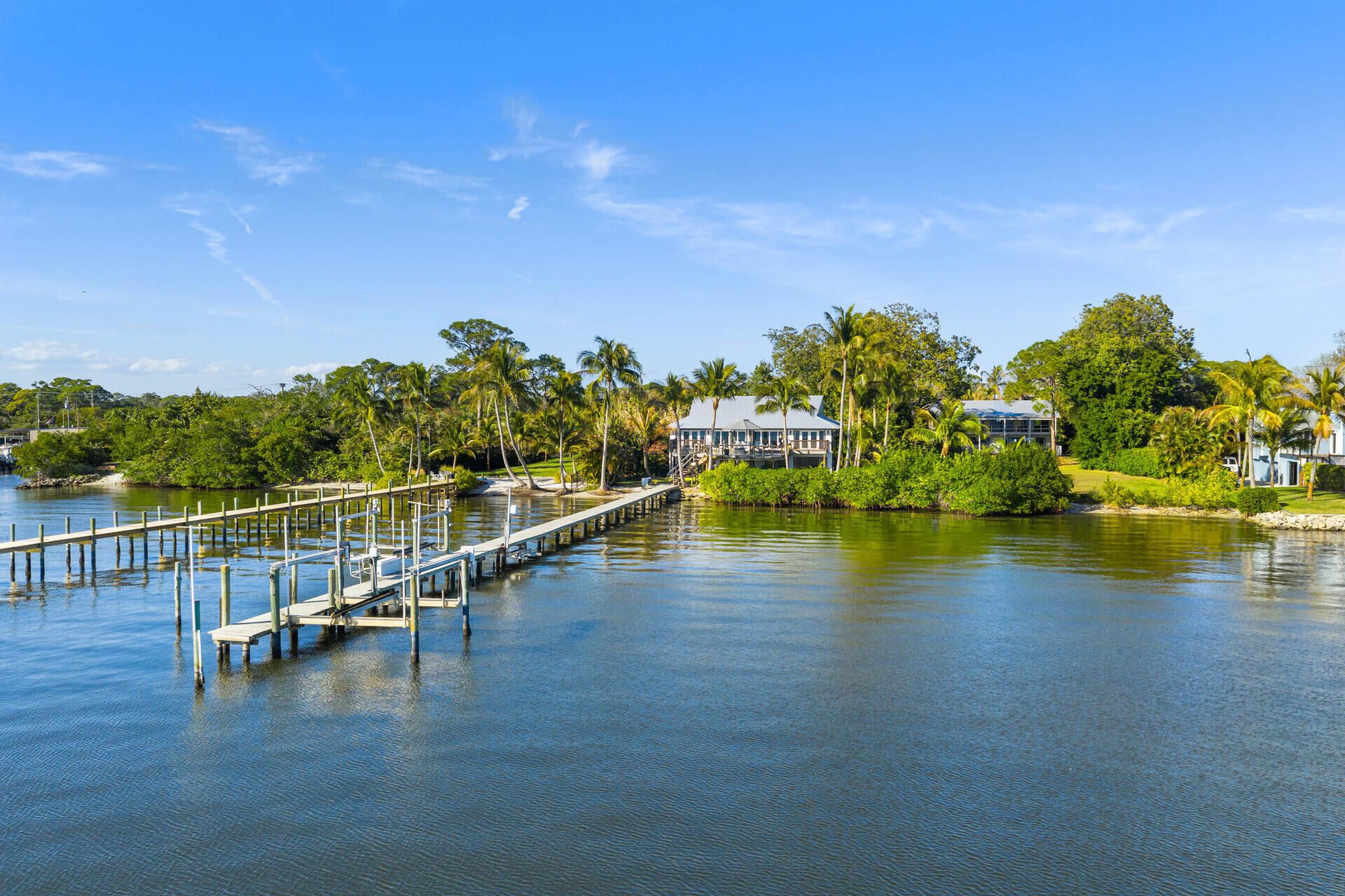 90 NW Alice Street, Jensen Beach, FL 34957 Photo