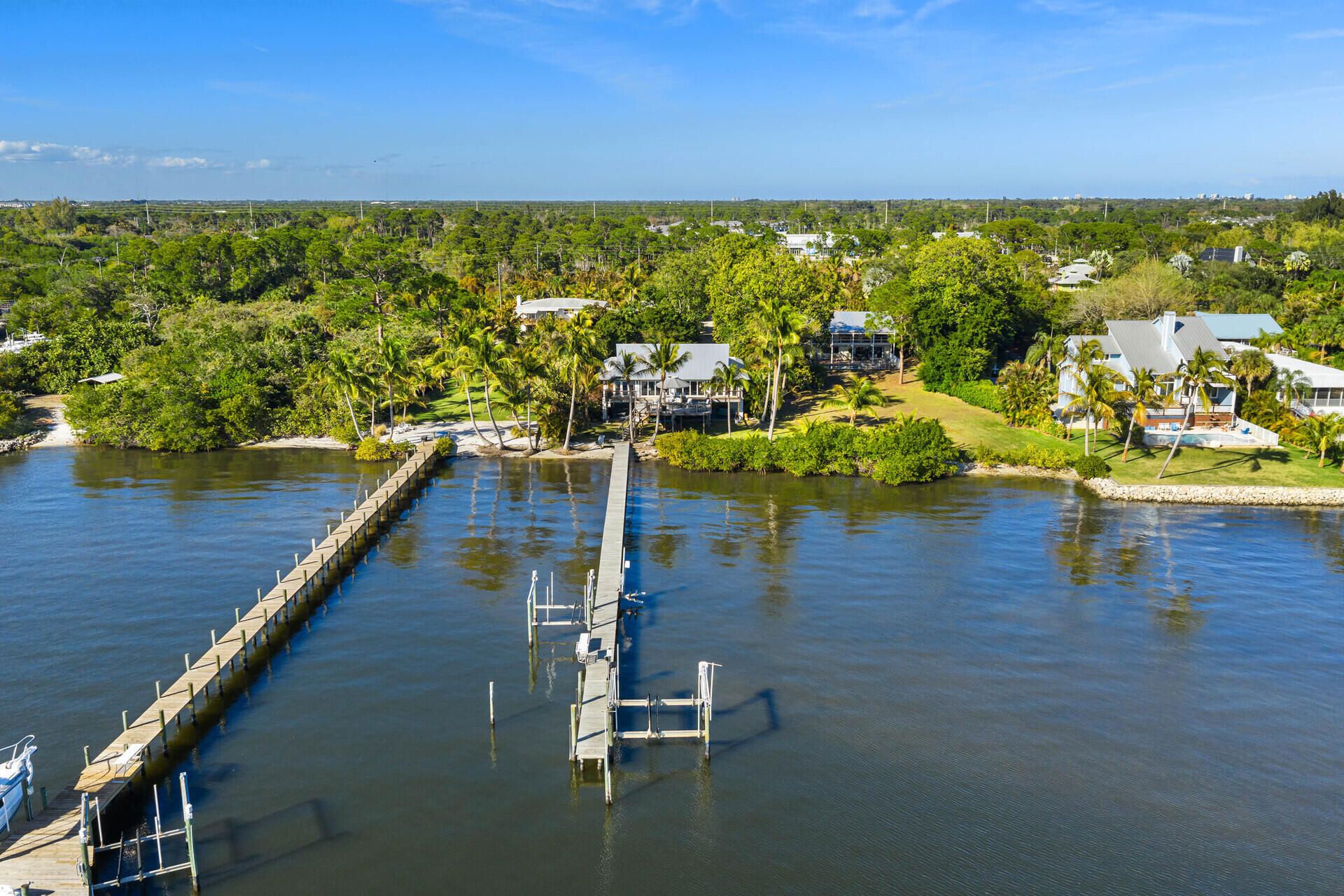 90 NW Alice Street, Jensen Beach, FL 34957 Photo