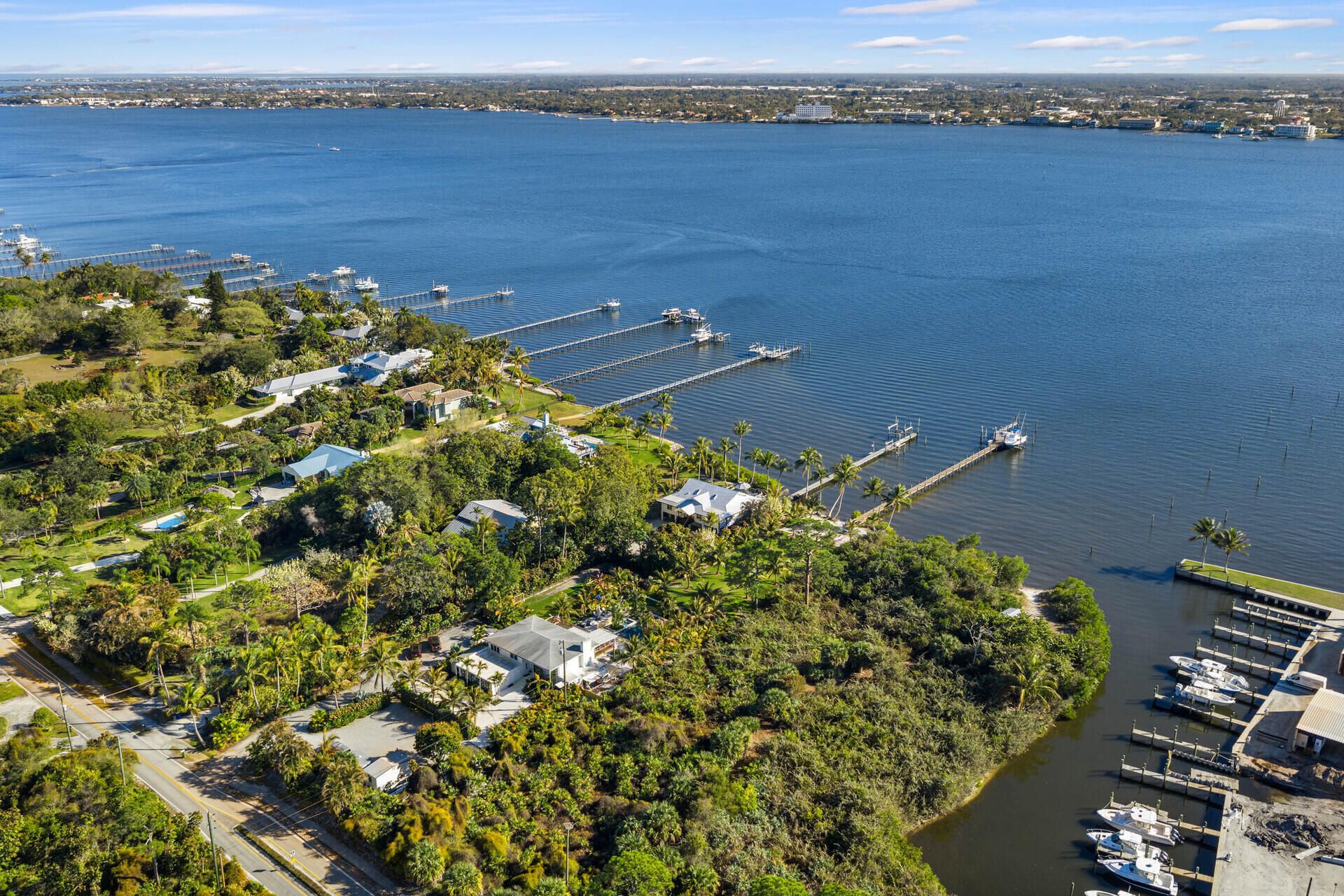 90 NW Alice Street, Jensen Beach, FL 34957 Photo