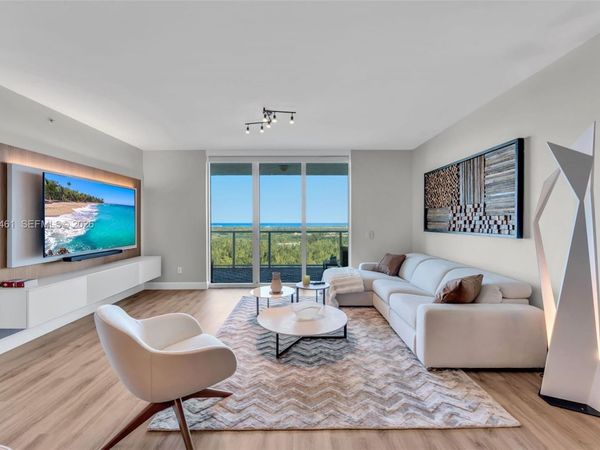 14951 Royal Oaks Ln, Unit 2201, North Miami, FL 33181