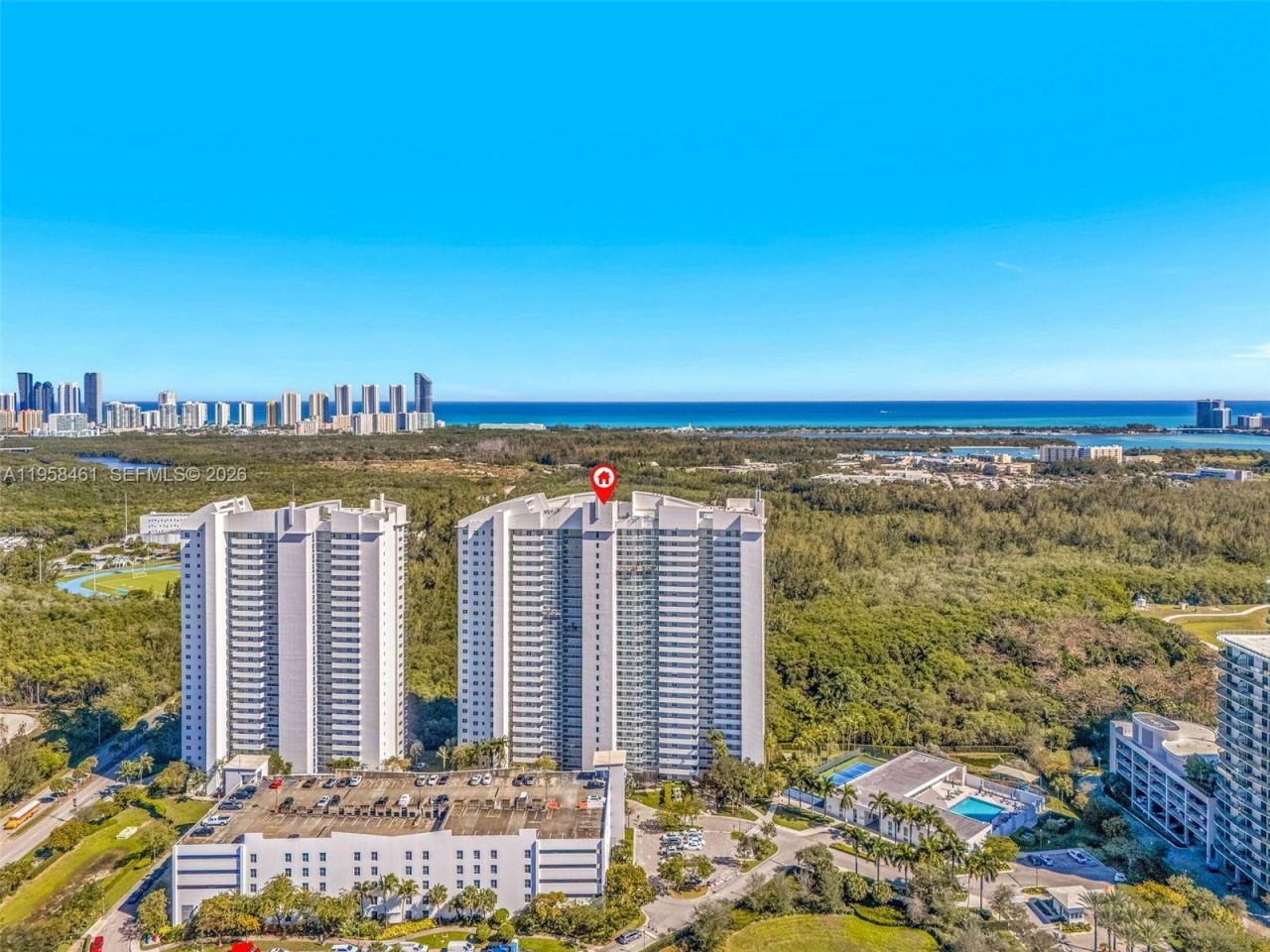 14951 Royal Oaks Ln, Unit 2201, North Miami, FL 33181 Photo