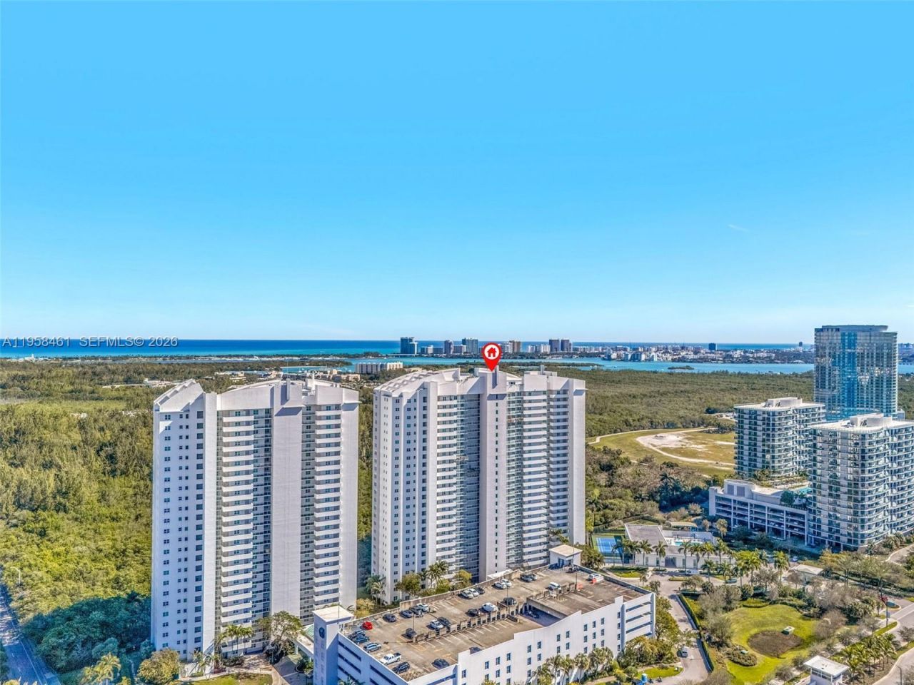 14951 Royal Oaks Ln, Unit 2201, North Miami, FL 33181 Photo