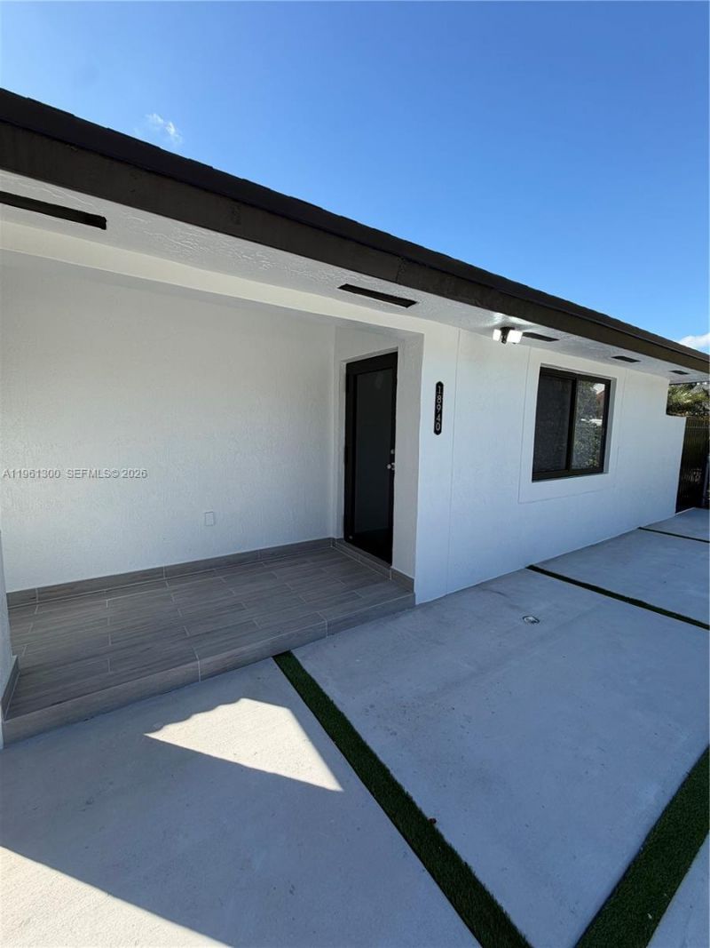 18940 SW 113th Ct, Miami, FL 33157 Photo