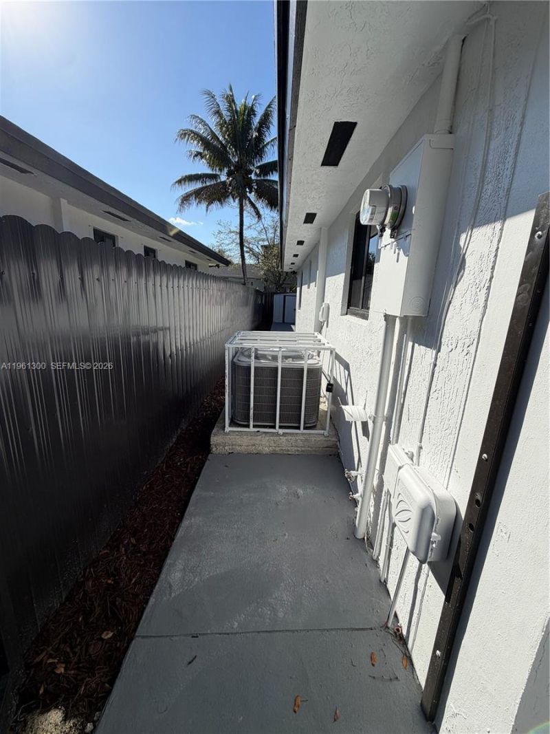 18940 SW 113th Ct, Miami, FL 33157 Photo