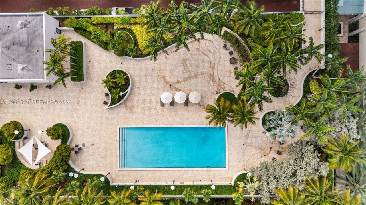 1000 Venetian Way , Unit 403, Miami Beach, FL 33139 Photo