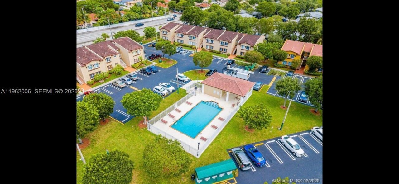 15701 SW 137th Ave, Unit 204, Miami, FL 33177 Photo