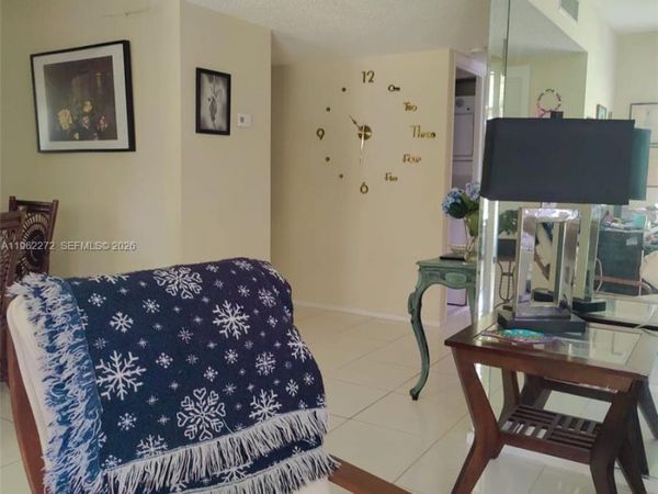 4168 Inverrary Dr , Unit 301, Lauderhill, FL 33319