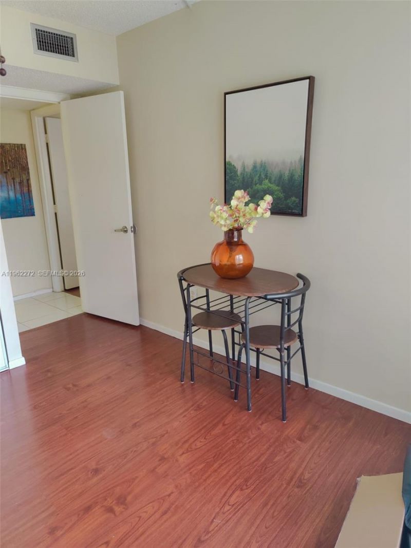 4168 Inverrary Dr , Unit 301, Lauderhill, FL 33319 Photo