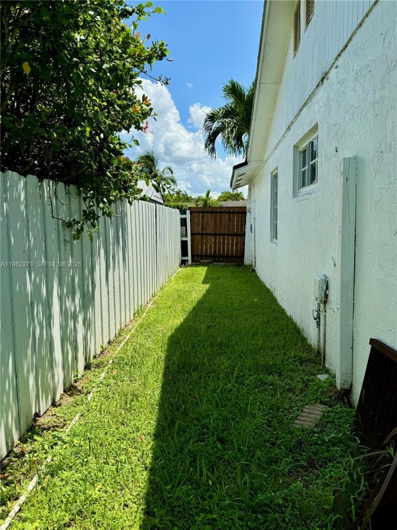 13351 SW 46th St, Miami, FL 33175 Photo