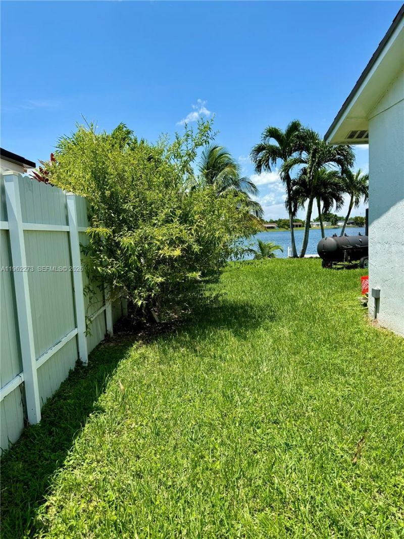 13351 SW 46th St, Miami, FL 33175 Photo