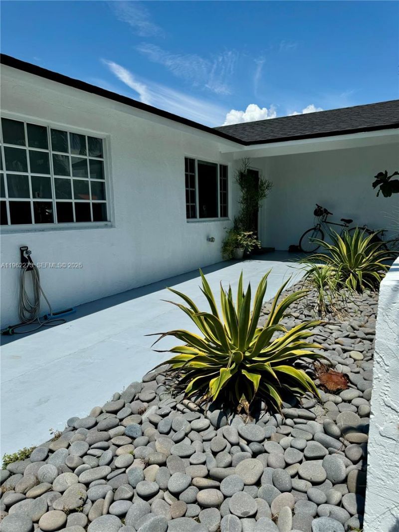 13351 SW 46th St, Miami, FL 33175 Photo