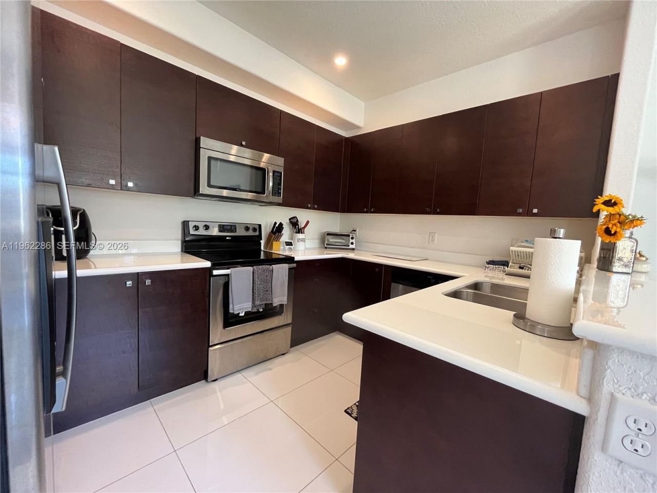 10012 NW 7th St, Unit 203, Miami, FL 33172 Photo