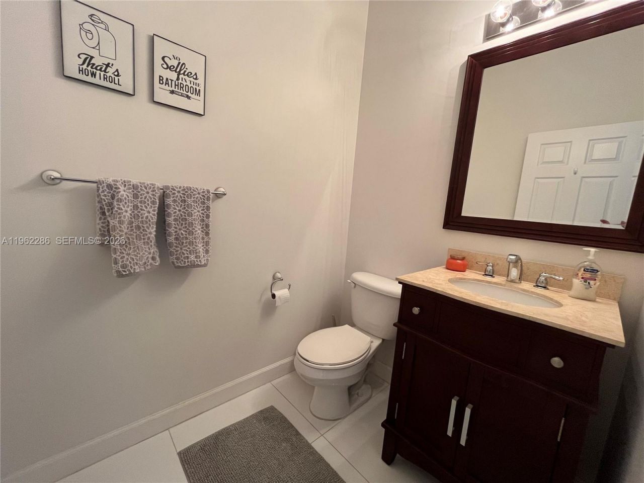 10012 NW 7th St, Unit 203, Miami, FL 33172 Photo