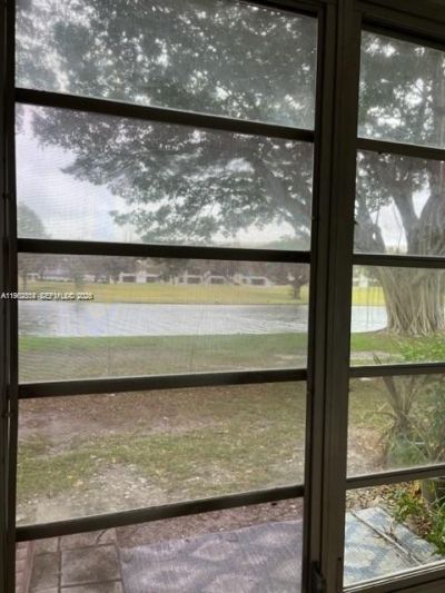 9235 Lagoon Pl, Unit 111, Davie, FL 33324 Photo