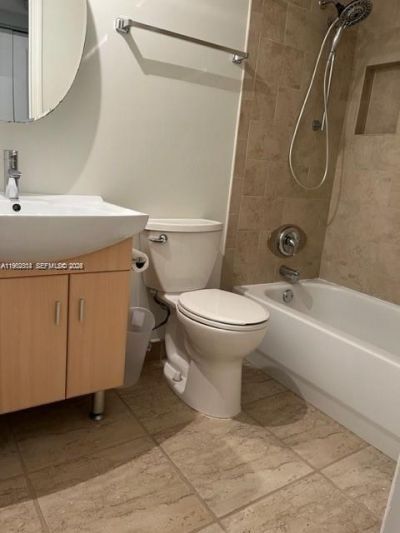 9235 Lagoon Pl, Unit 111, Davie, FL 33324 Photo