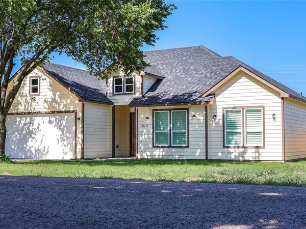 410 Simpson, Southmayd, TX 75092