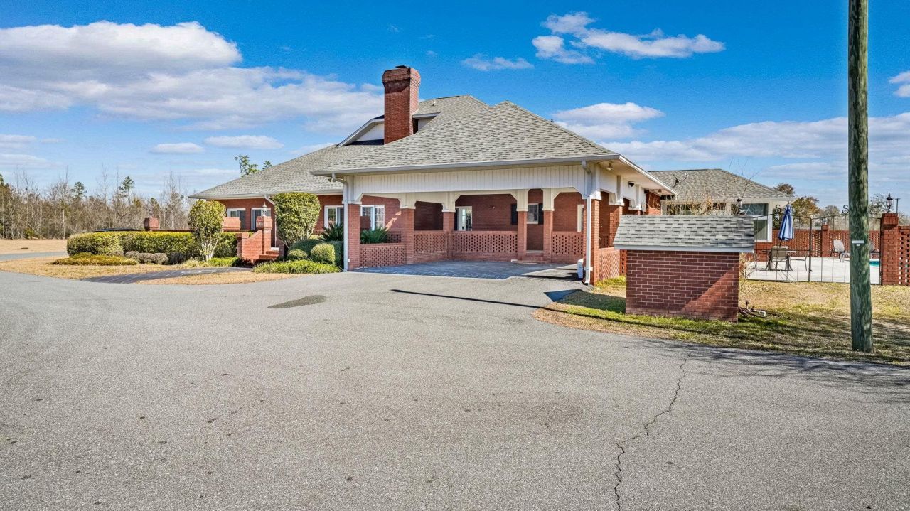 21748 N State Road 71, Altha, FL 32421 Photo
