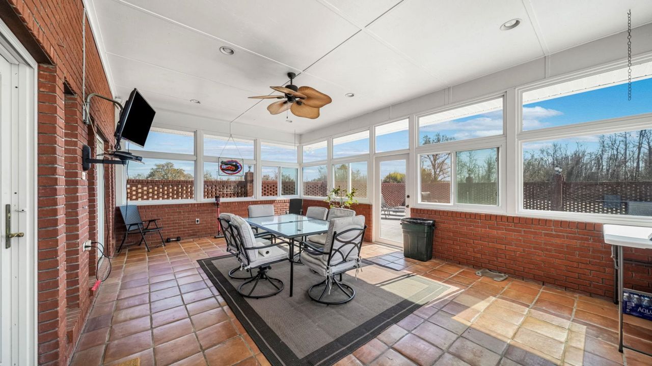 21748 N State Road 71, Altha, FL 32421 Photo