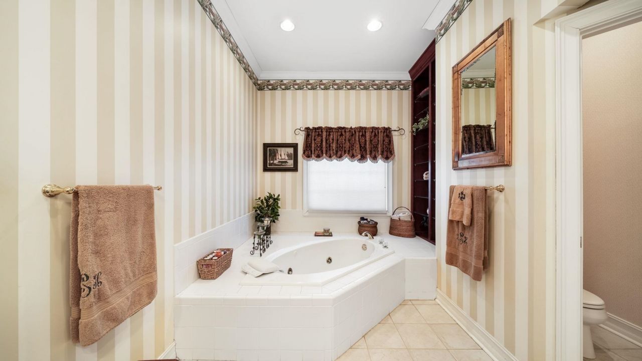 21748 N State Road 71, Altha, FL 32421 Photo