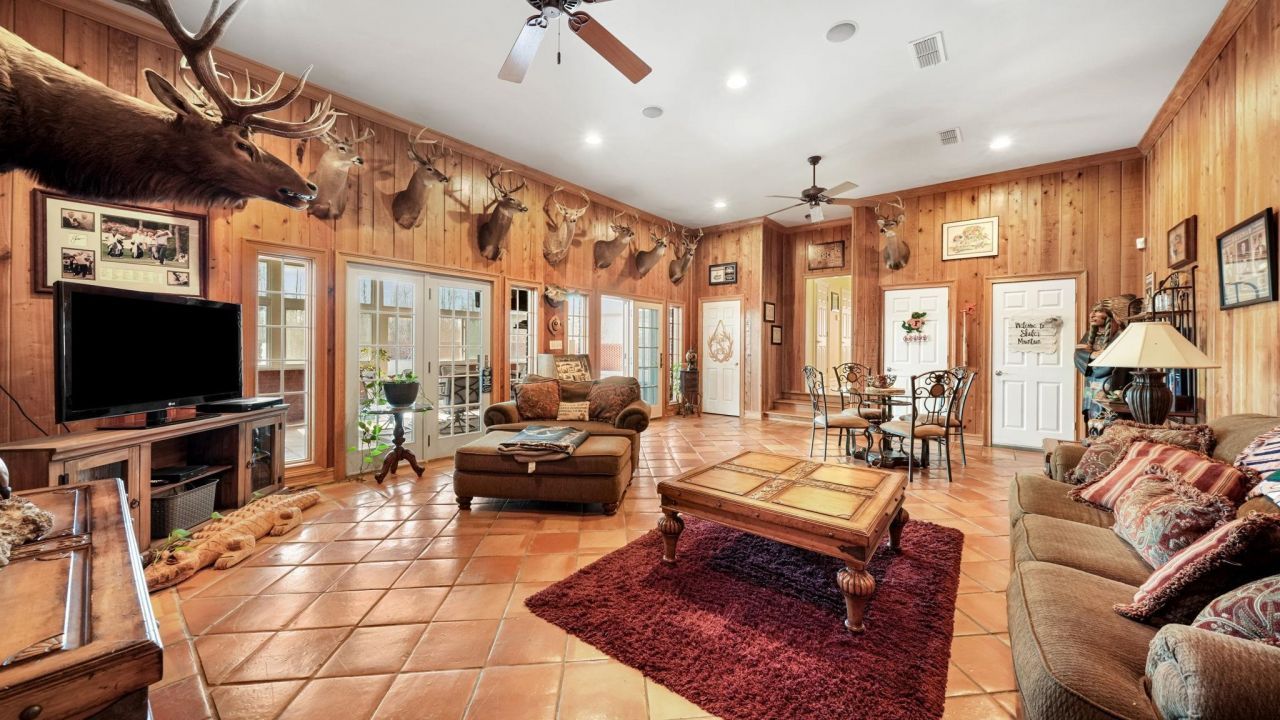 21748 N State Road 71 , Altha, FL 32421 Photo