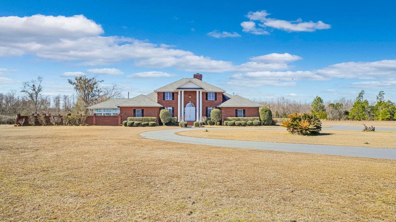 21748 N State Road 71, Altha, FL 32421 Photo