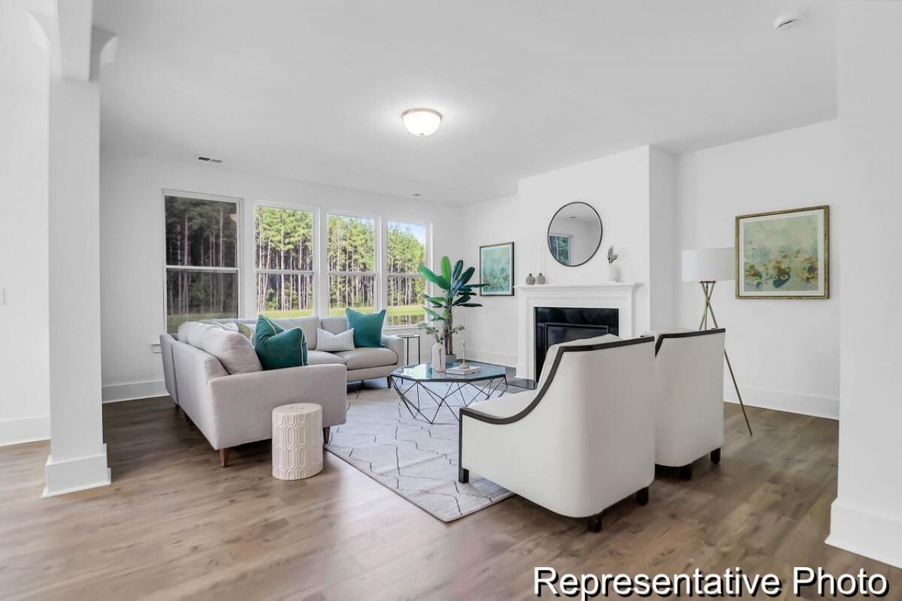 1008 House Finch Avenue Photo 5