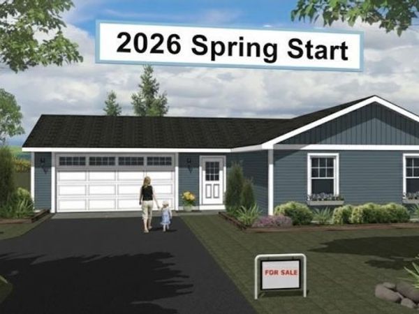 62 Robin Drive, Traverse City, MI 49685