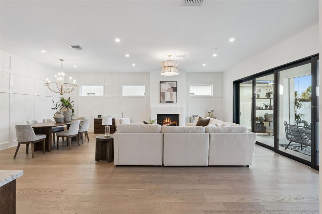 35 W Hazel Street, Orlando, FL 32804 Photo