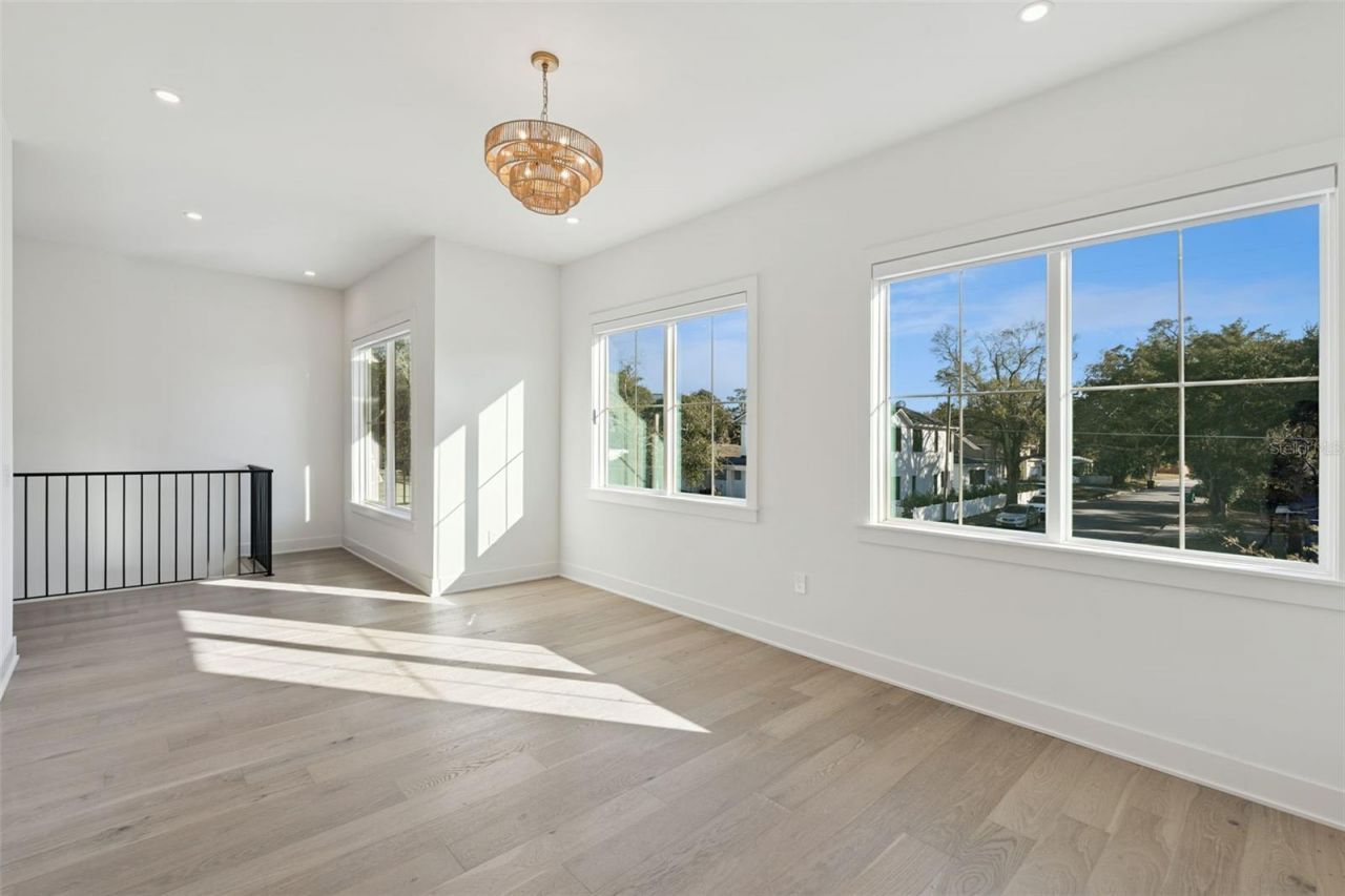 35 W Hazel Street, Orlando, FL 32804 Photo