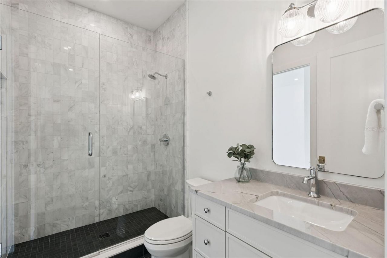 35 W Hazel Street, Orlando, FL 32804 Photo