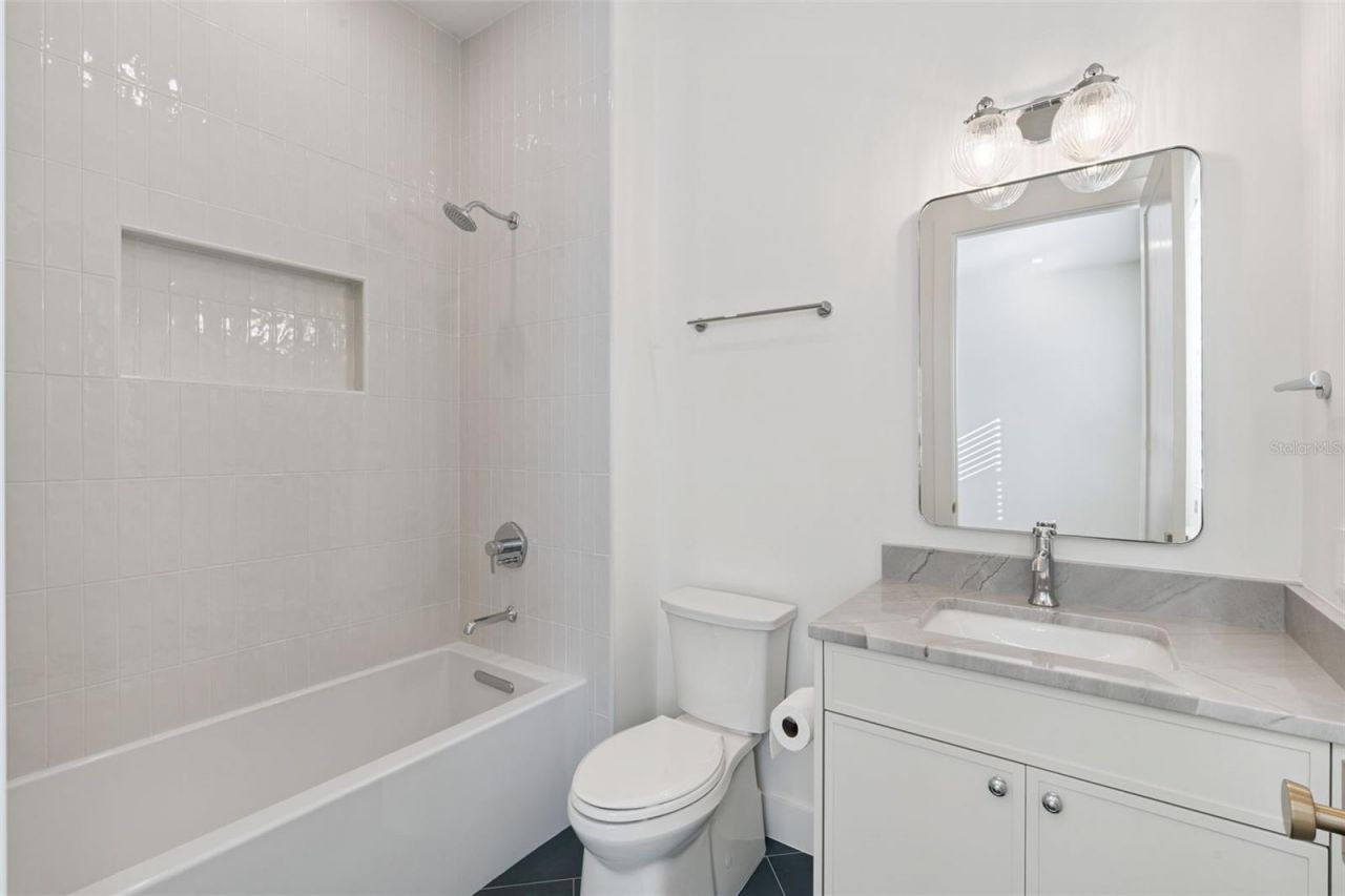 35 W Hazel Street, Orlando, FL 32804 Photo