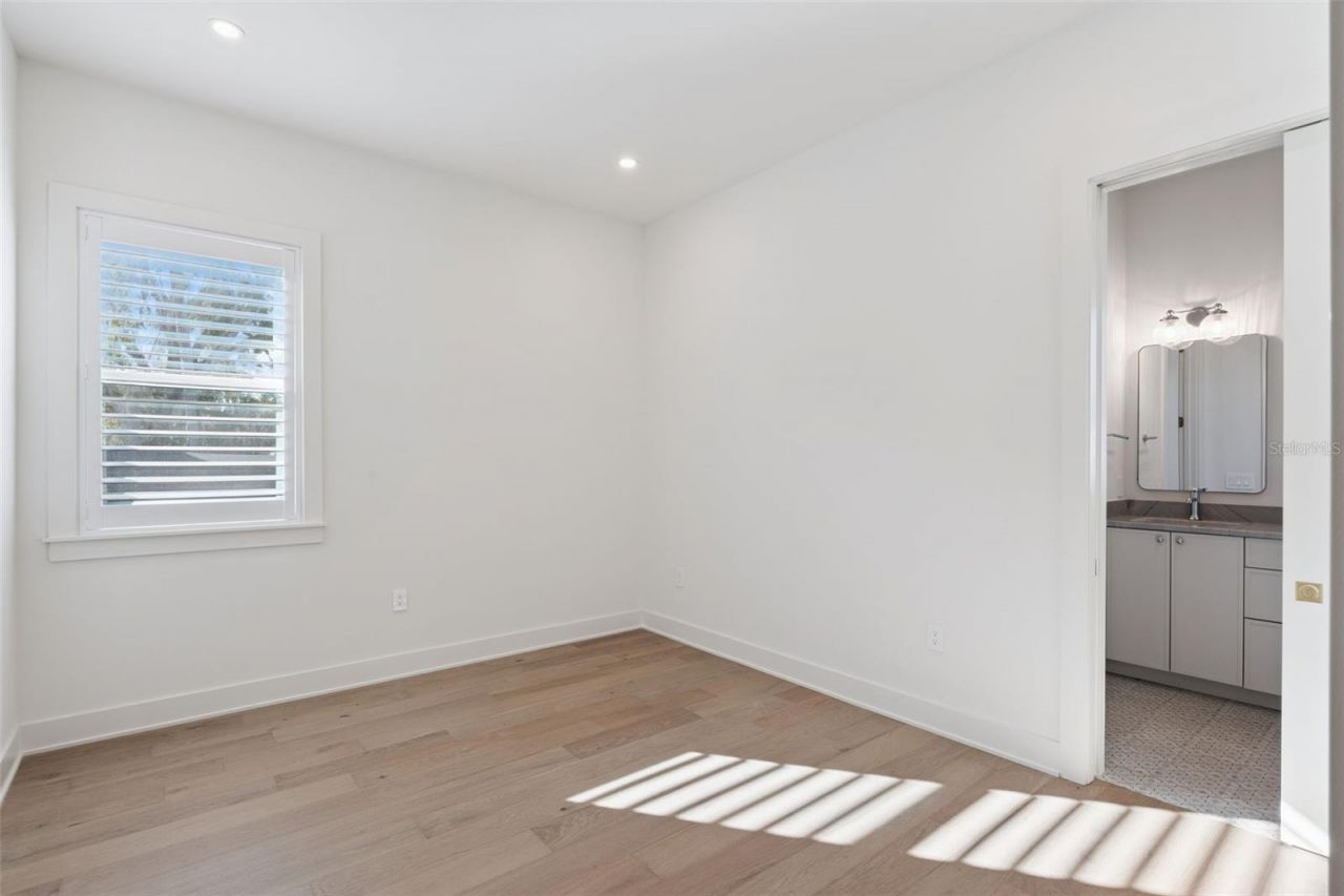 35 W Hazel Street, Orlando, FL 32804 Photo