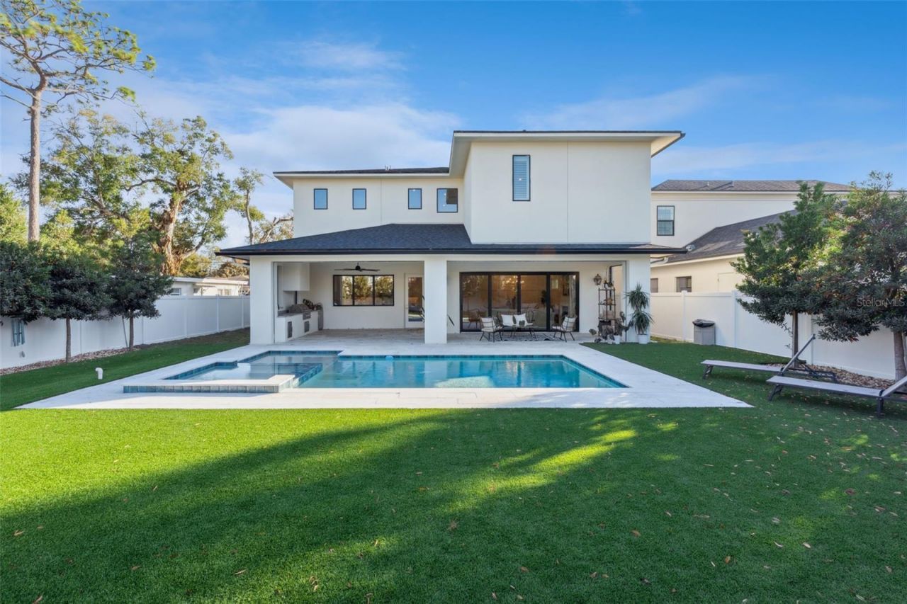 35 W Hazel Street, Orlando, FL 32804 Photo