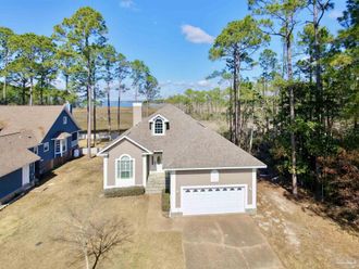 4356 Judges Bayou Milton, FL 32583