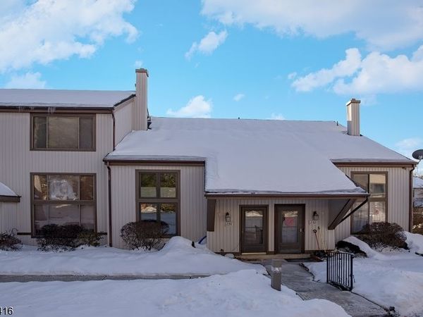 15291 Aspen Ct, Stanhope, NJ 07874