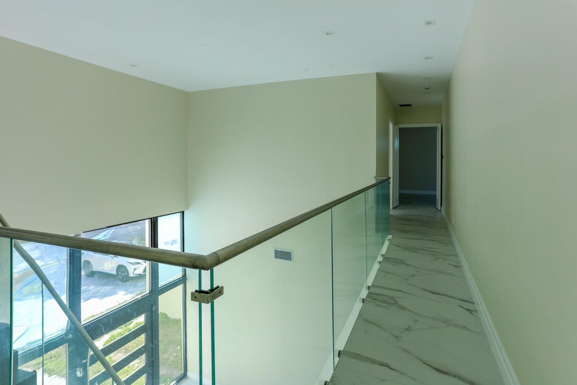 2421 NE 201st Street, Miami, FL 33180 Photo