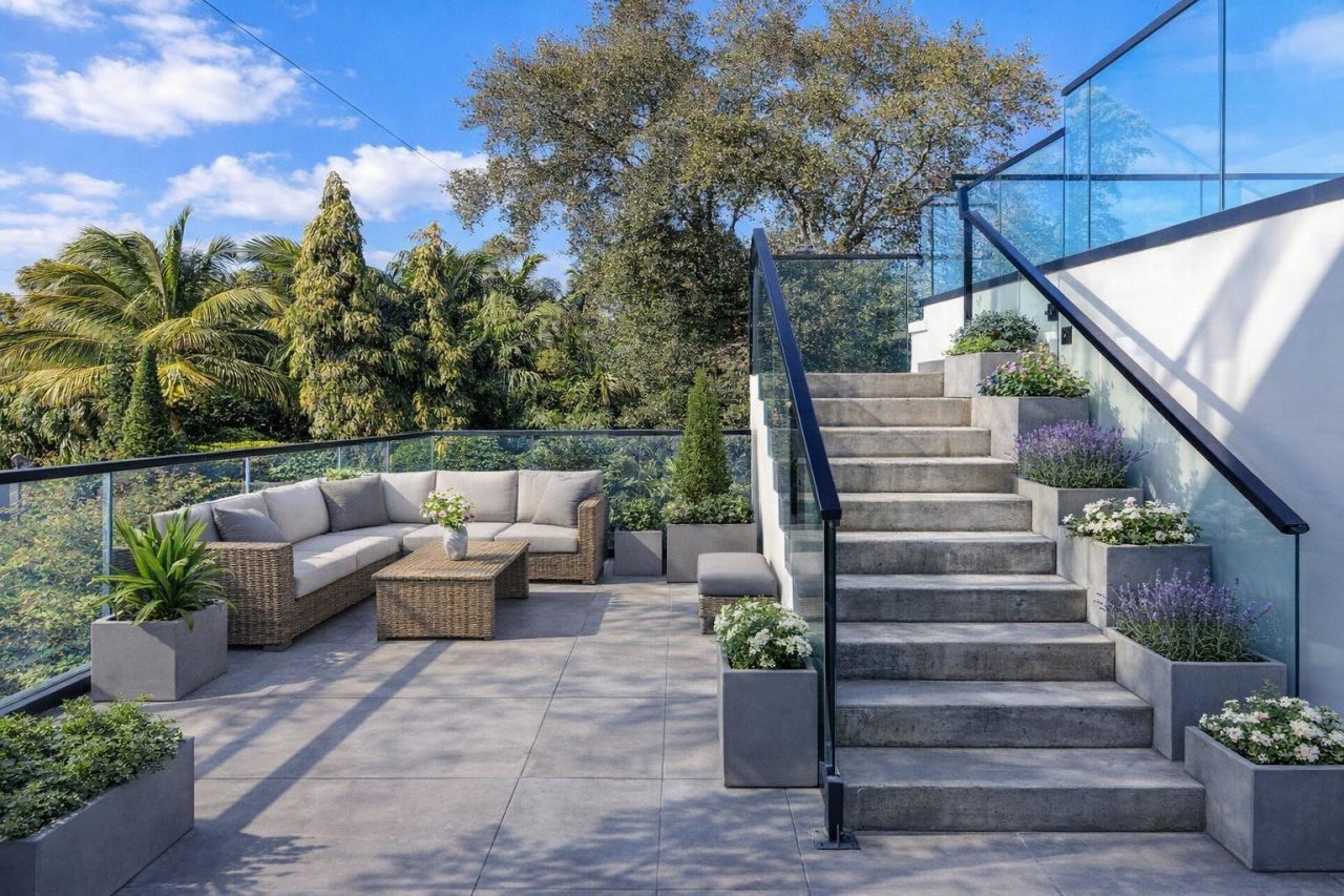 2421 NE 201st Street, Miami, FL 33180 Photo