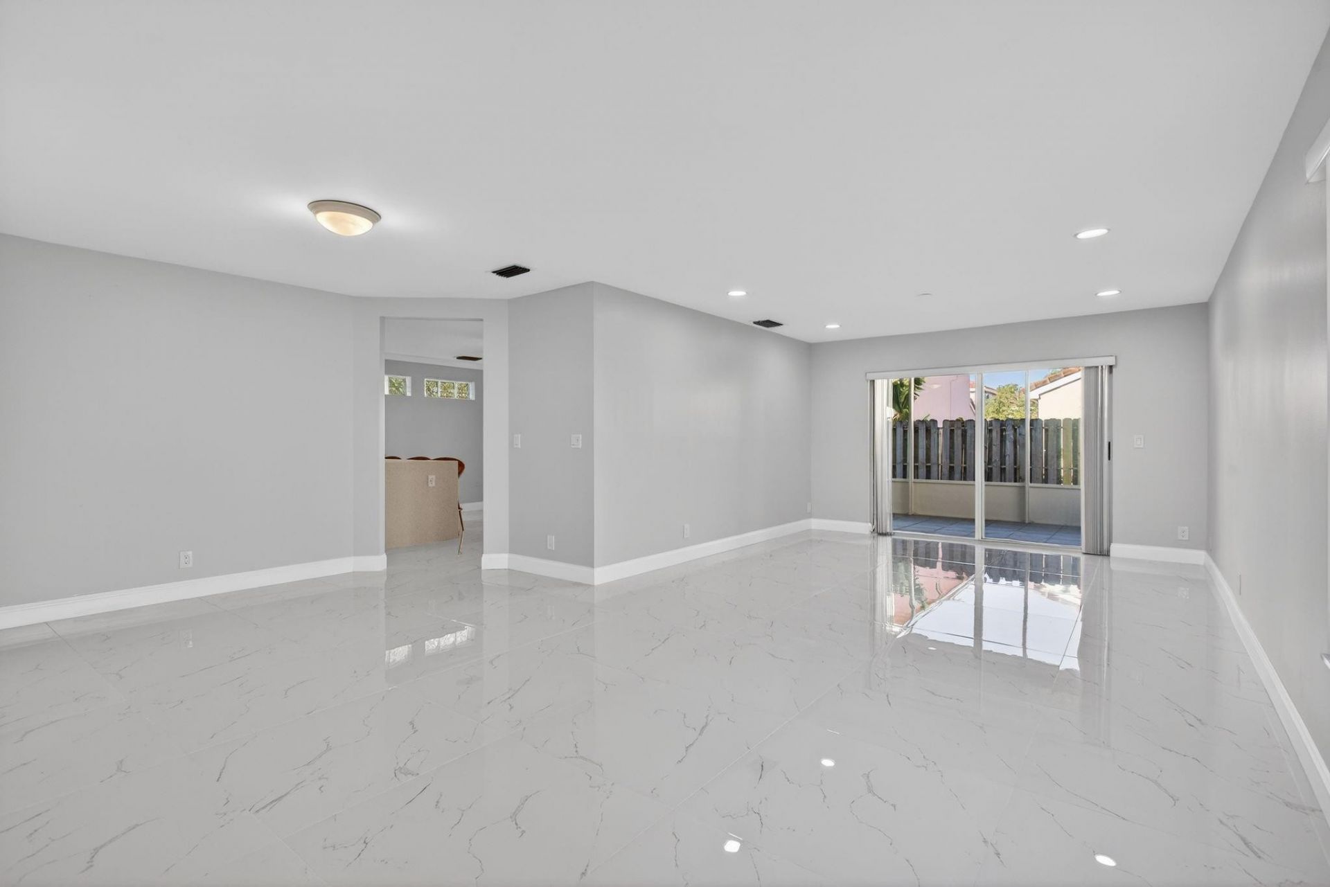 3385 Seabreeze Lane, Margate, FL 33063 Photo