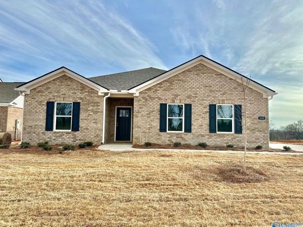140 Fairways Pass, Meridianville, AL 35759