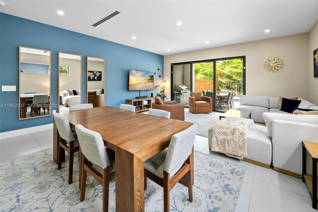 325 SW 16th St, Unit A, Fort Lauderdale, FL 33315 Photo