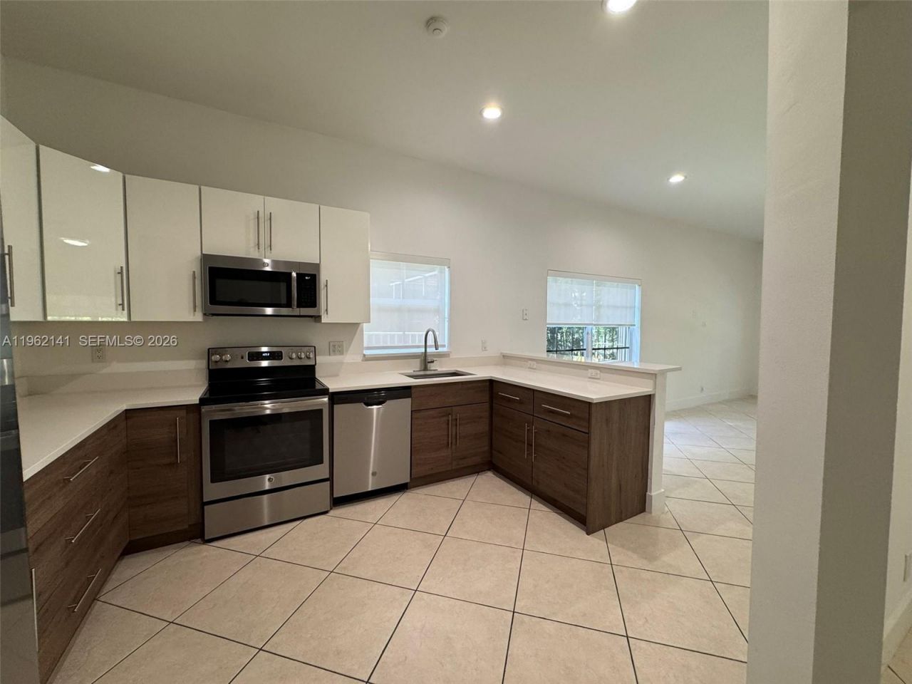 4273 Fox Ridge Dr, Weston, FL 33331 Photo