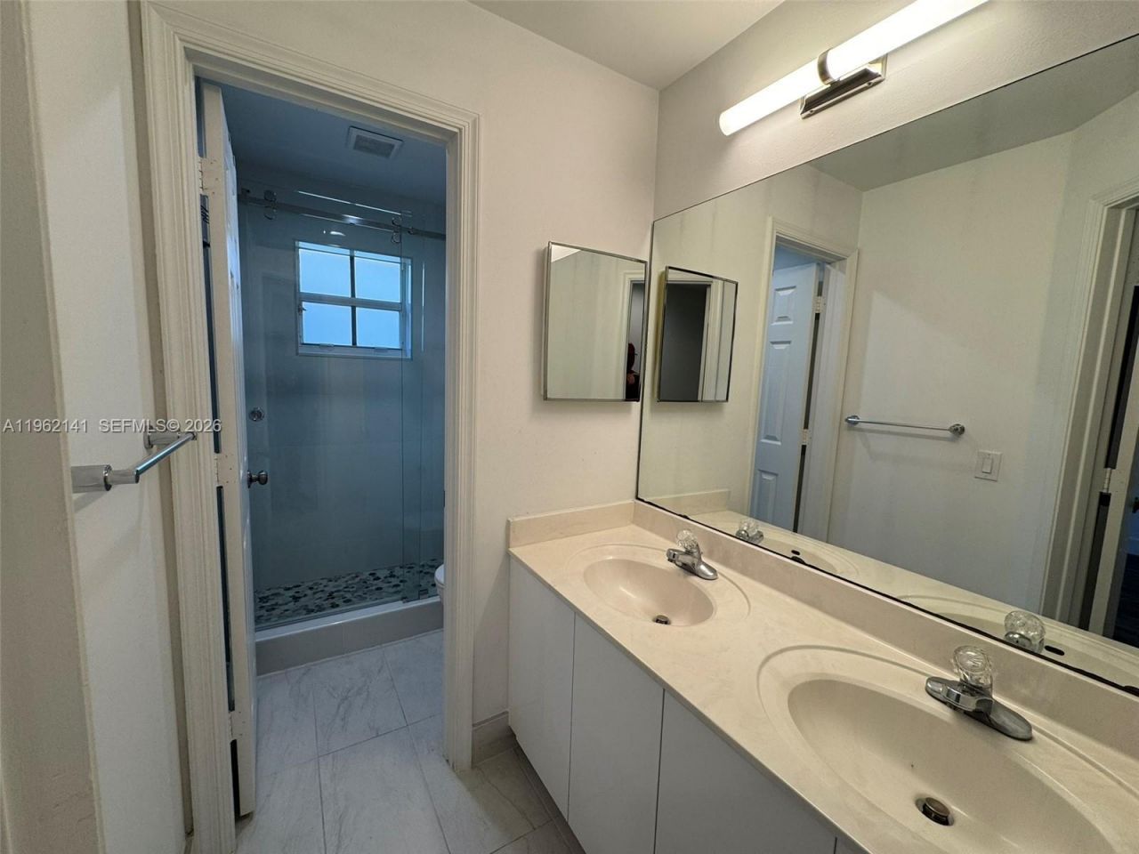 4273 Fox Ridge Dr, Weston, FL 33331 Photo