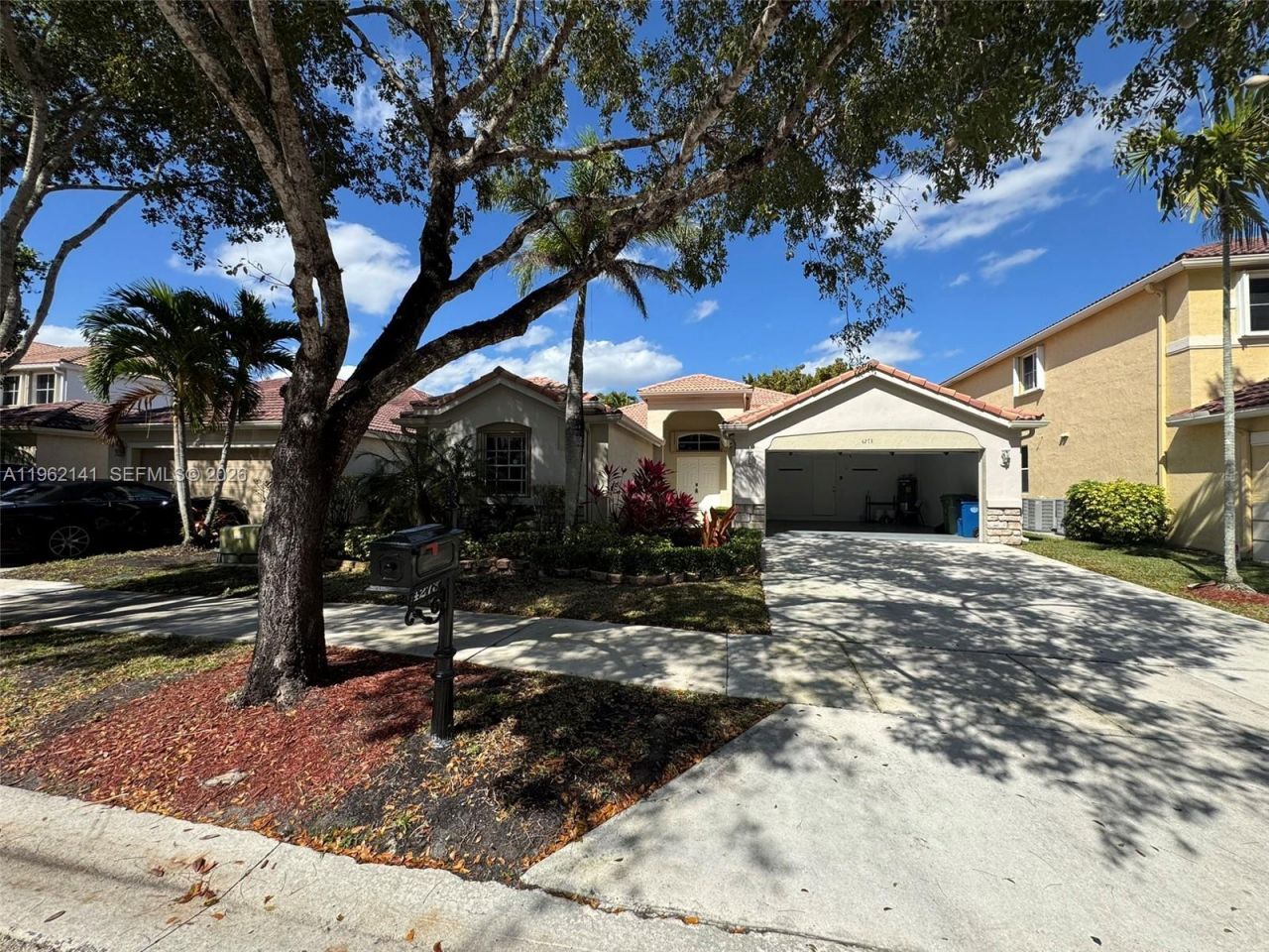 4273 Fox Ridge Dr, Weston, FL 33331 Photo