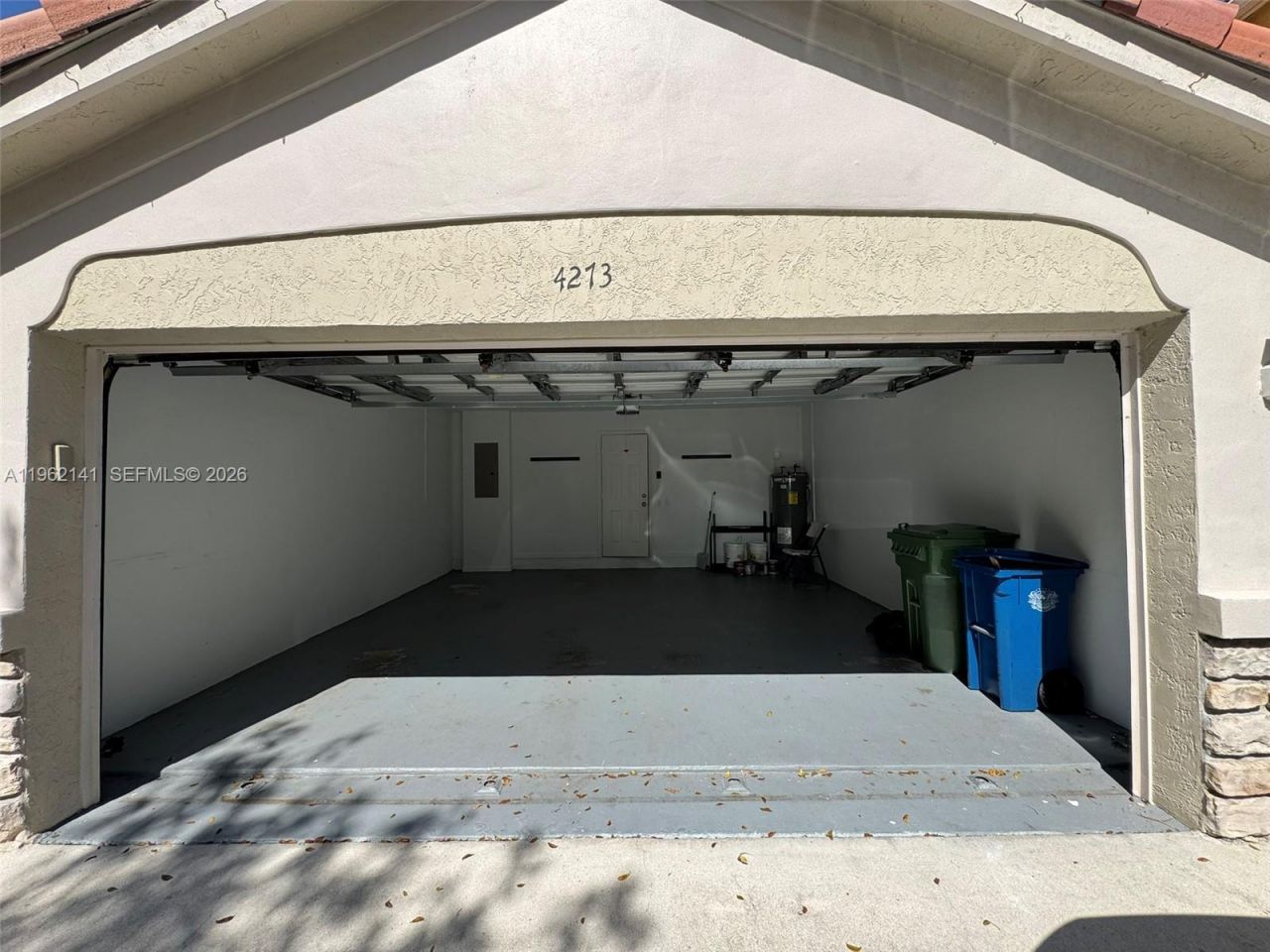 4273 Fox Ridge Dr, Weston, FL 33331 Photo