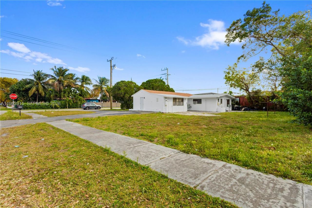 6200 Fletcher St , Hollywood, FL 33023 Photo