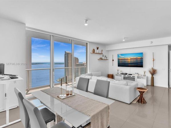 300 S Biscayne Blvd, Unit 2916, Miami, FL 33131